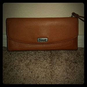 Fossil Camel Flap Clutch Tri-Fold Wallet